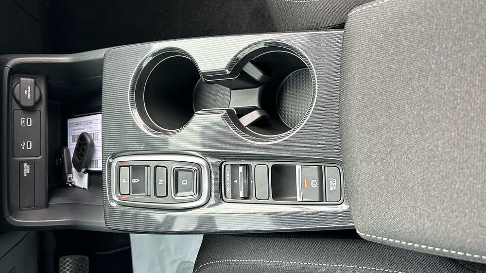 Honda Civic 2.0 HEV ELEGANCE CVT 184 5P