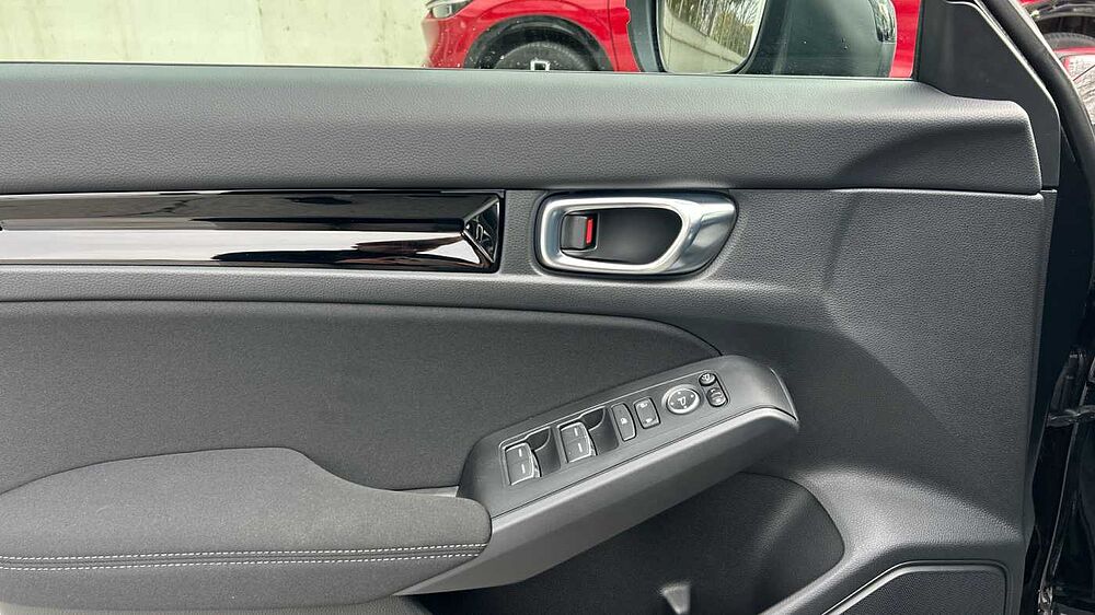 Honda Civic 2.0 HEV ELEGANCE CVT 184 5P