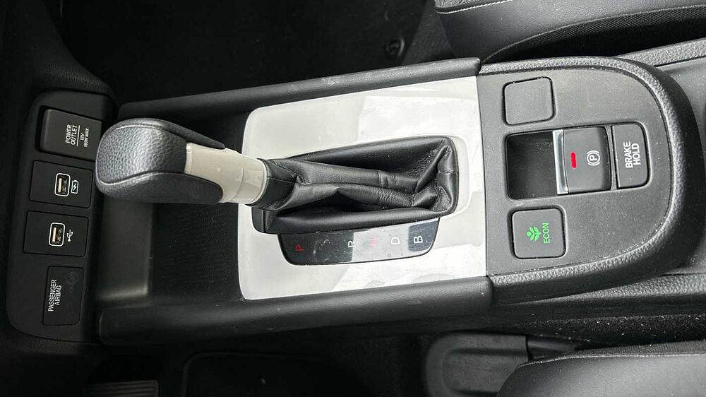 Honda Jazz 1.5 I-MMD HEV ELEGANCE 109 5P