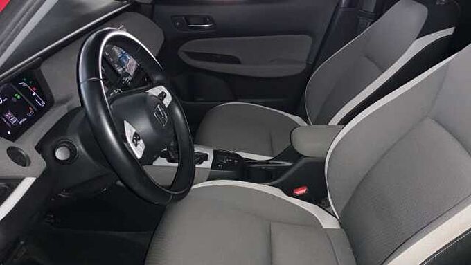 Honda Jazz 1.5 I-MMD HEV CROSSTAR 109 5P